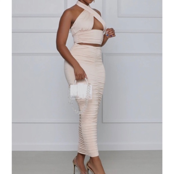 Ivory Halter Top Ruched Skirt Set - Picture 3 of 3